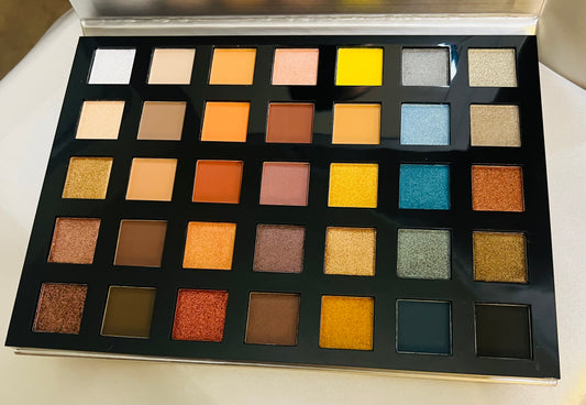 Goddess-Eyeshadow Palette